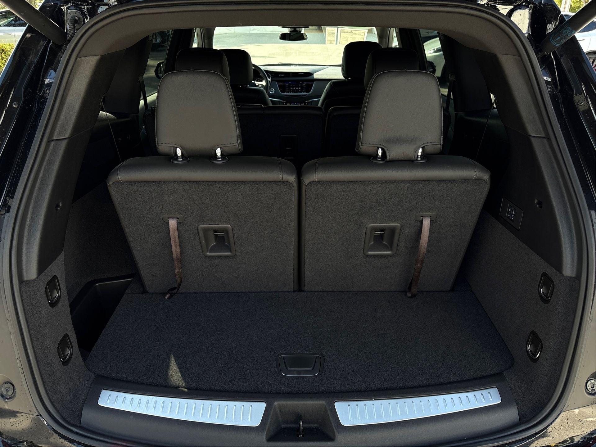 2025 Cadillac XT6 Luxury