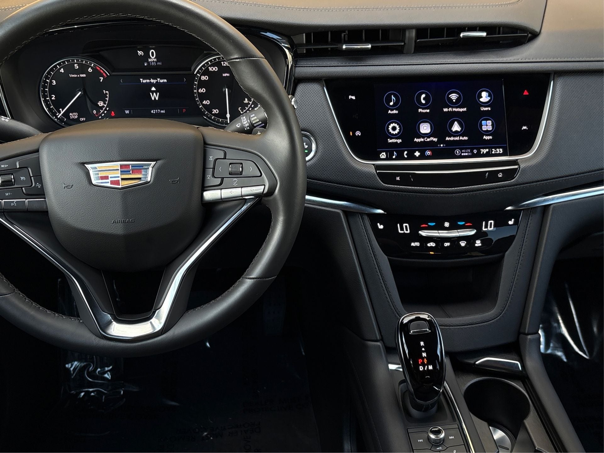 2025 Cadillac XT6 Luxury