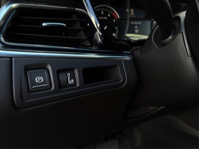 2025 Cadillac XT6 Luxury