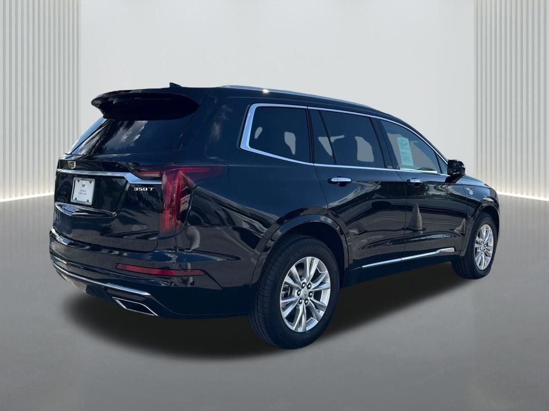 2025 Cadillac XT6 Luxury