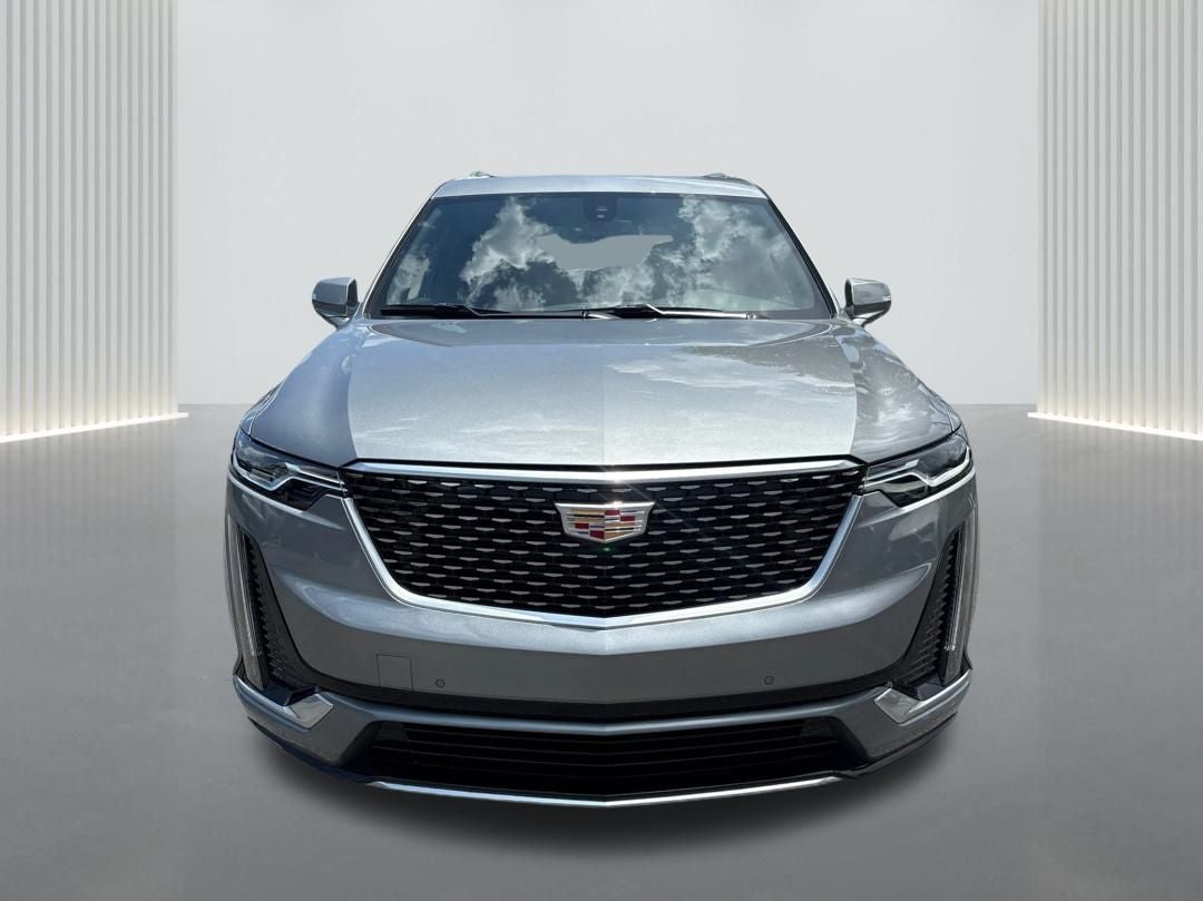 2025 Cadillac XT6 Luxury