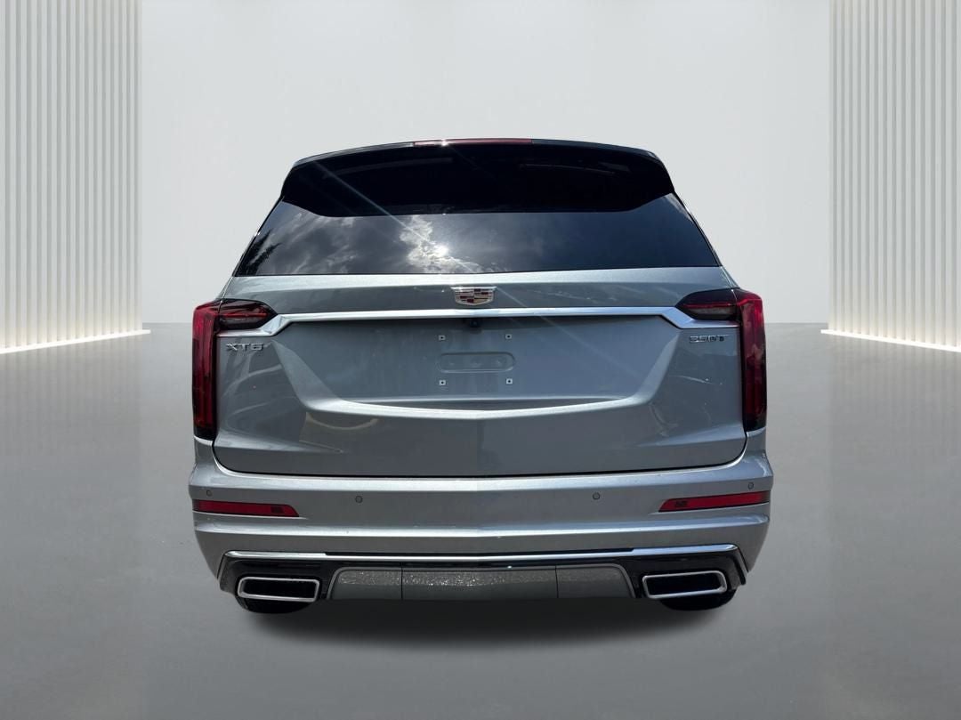2025 Cadillac XT6 Luxury