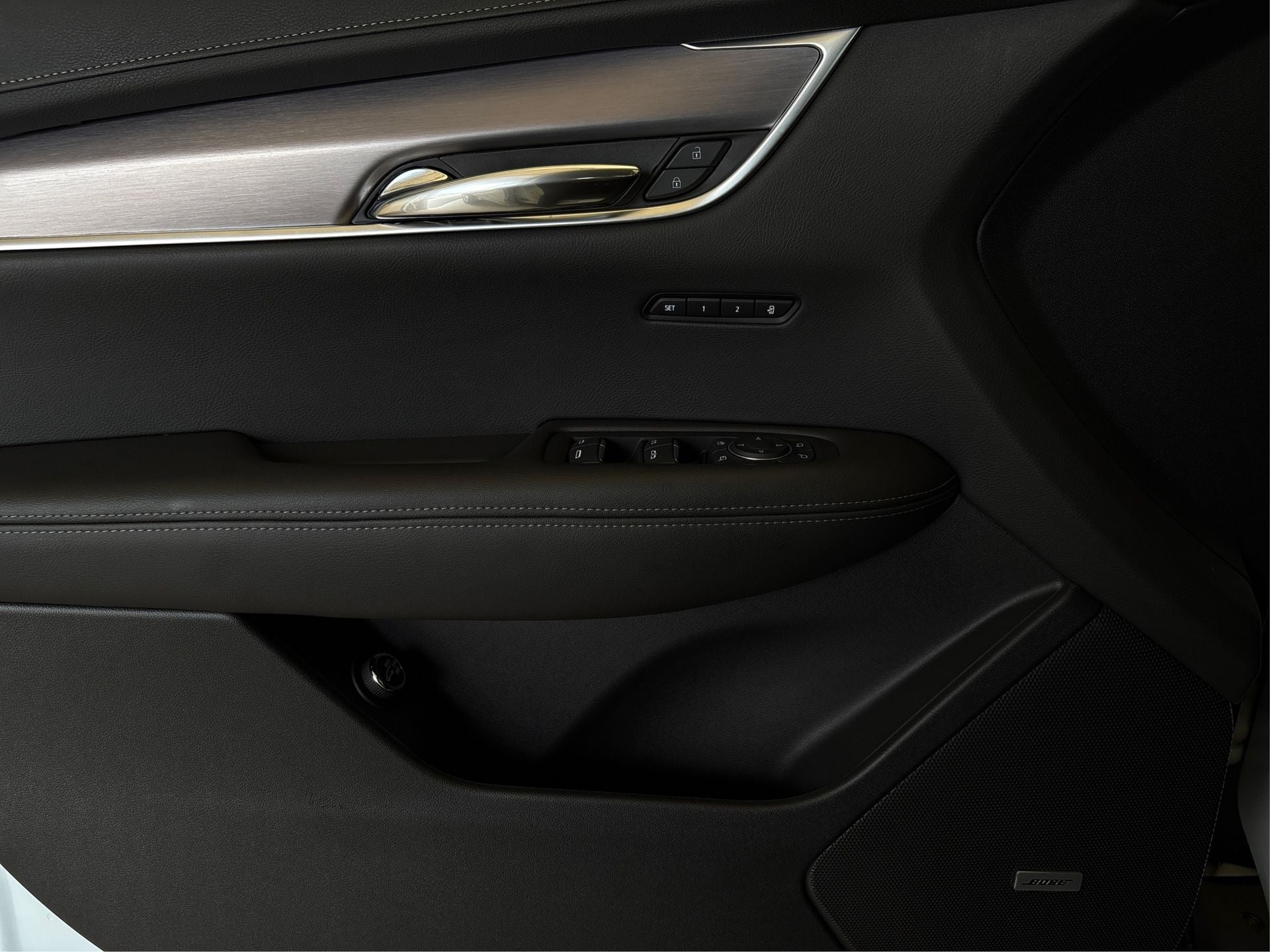 2025 Cadillac XT6 Luxury