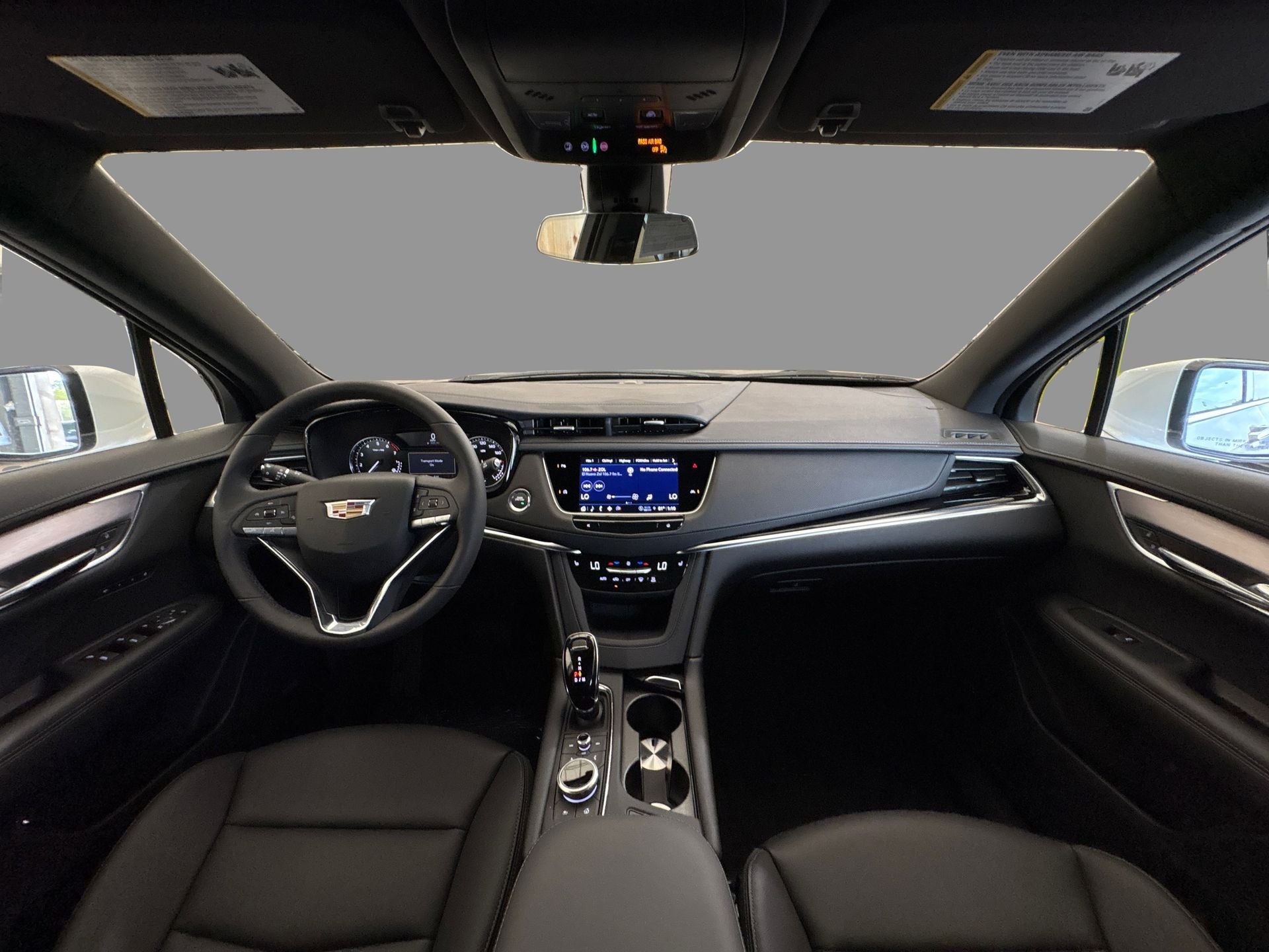 2025 Cadillac XT6 Luxury