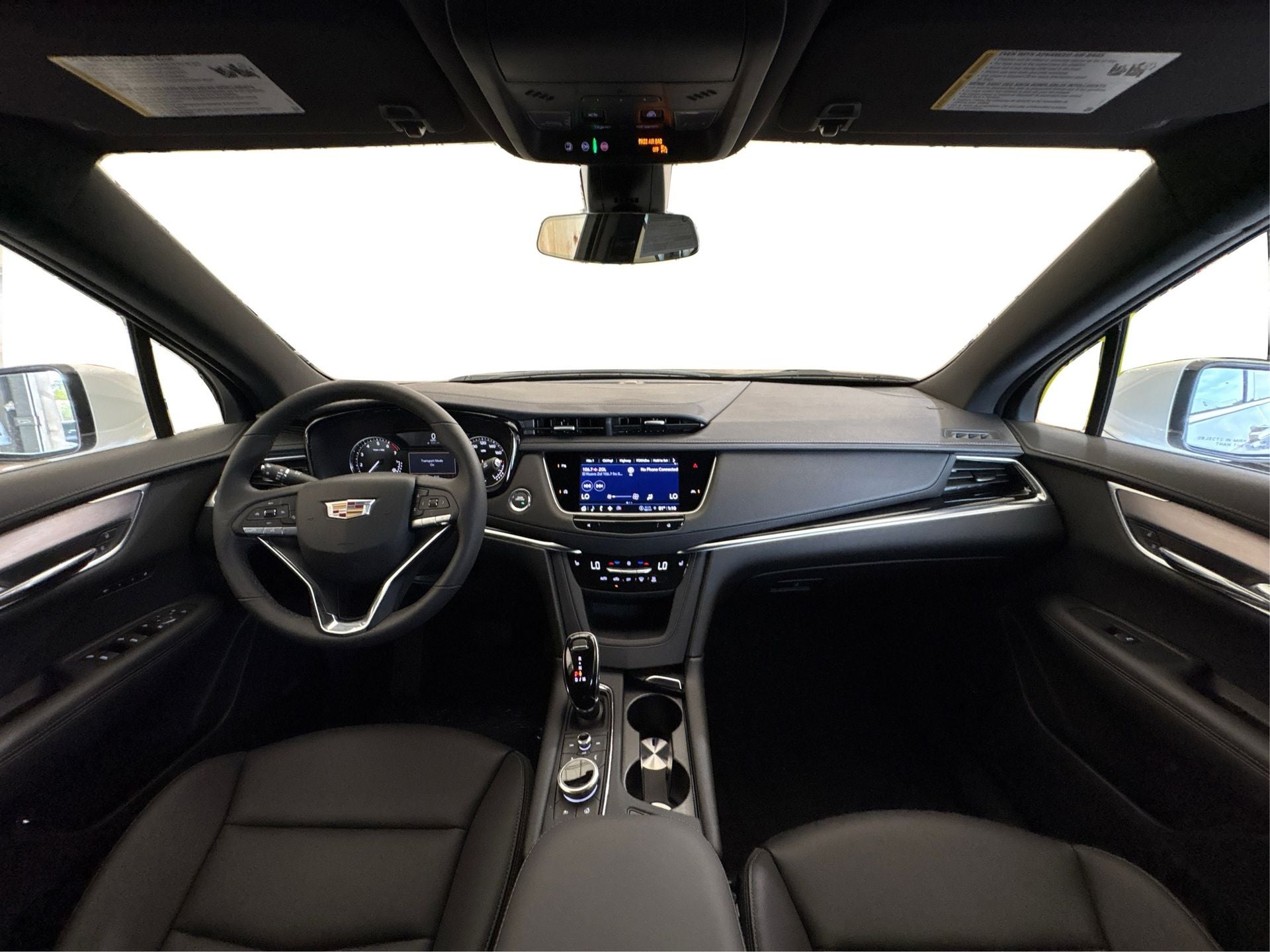 2025 Cadillac XT6 Luxury