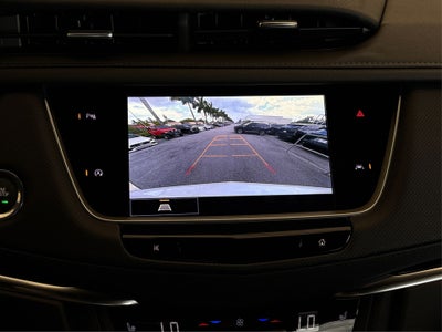 2025 Cadillac XT6 Luxury