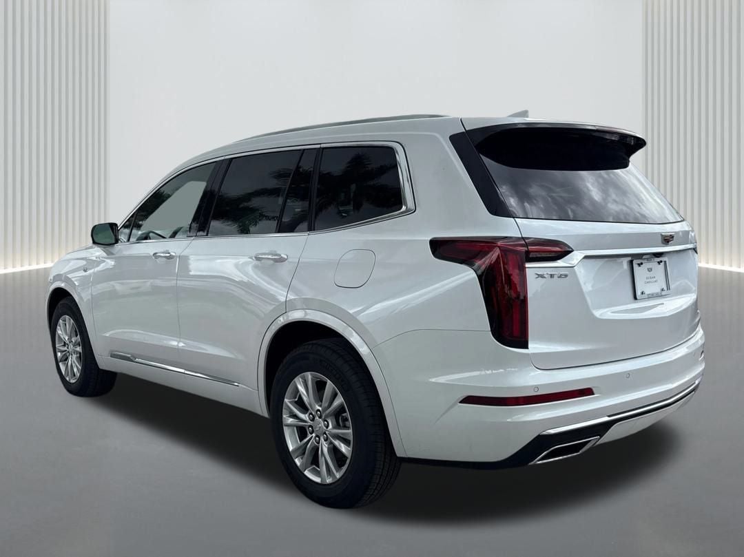 2025 Cadillac XT6 Luxury