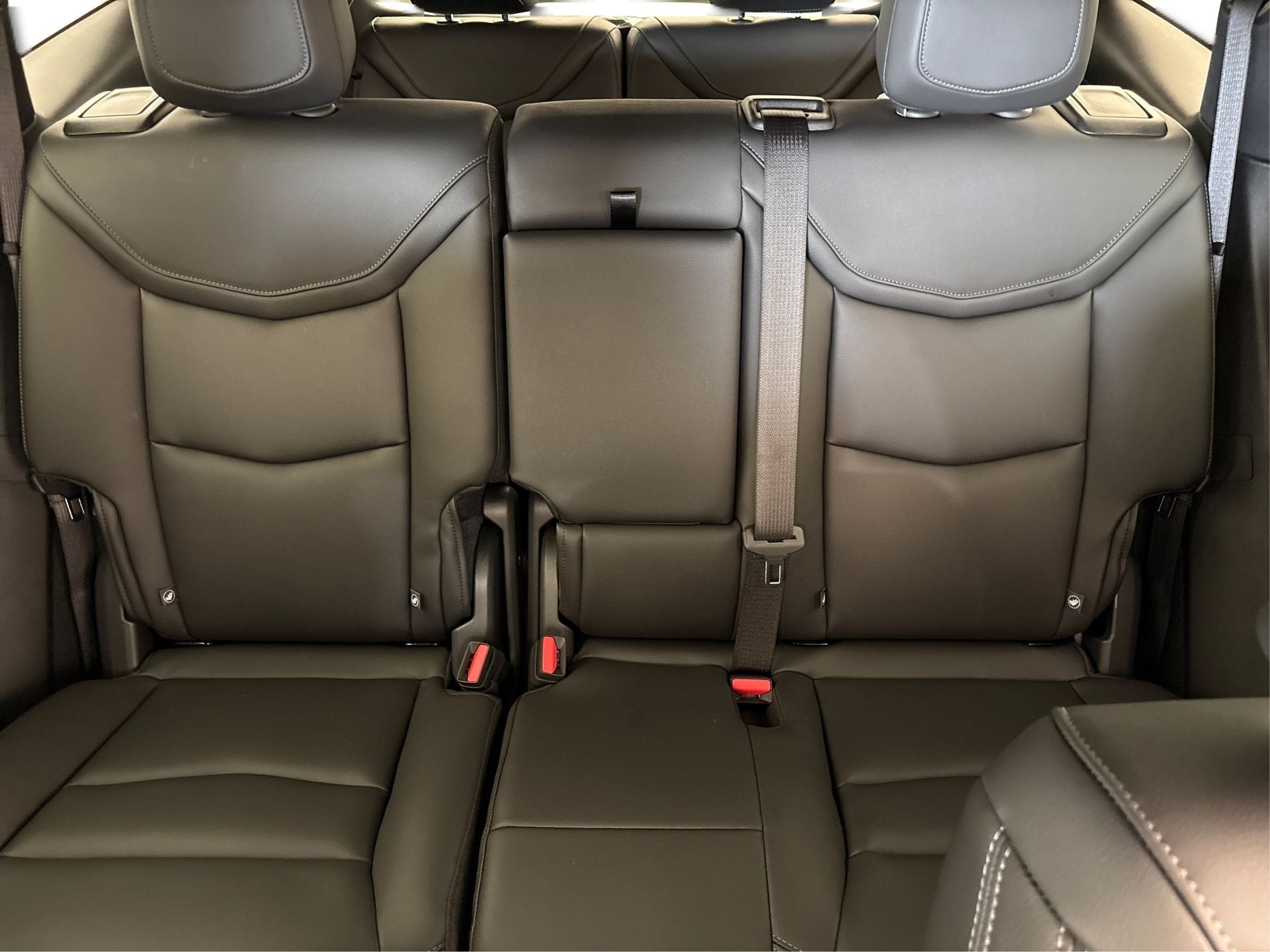 2025 Cadillac XT6 Luxury