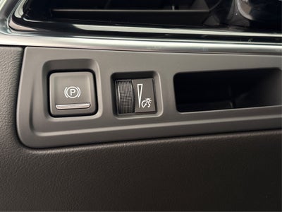 2025 Cadillac XT6 Luxury