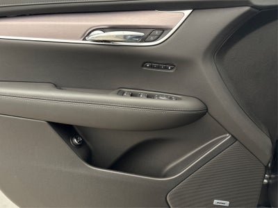 2025 Cadillac XT6 Luxury