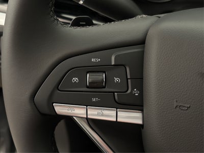 2025 Cadillac XT6 Luxury