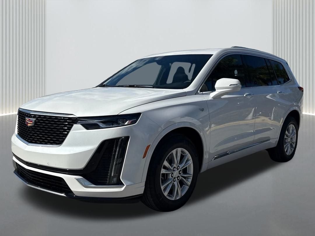 2025 Cadillac XT6 Luxury