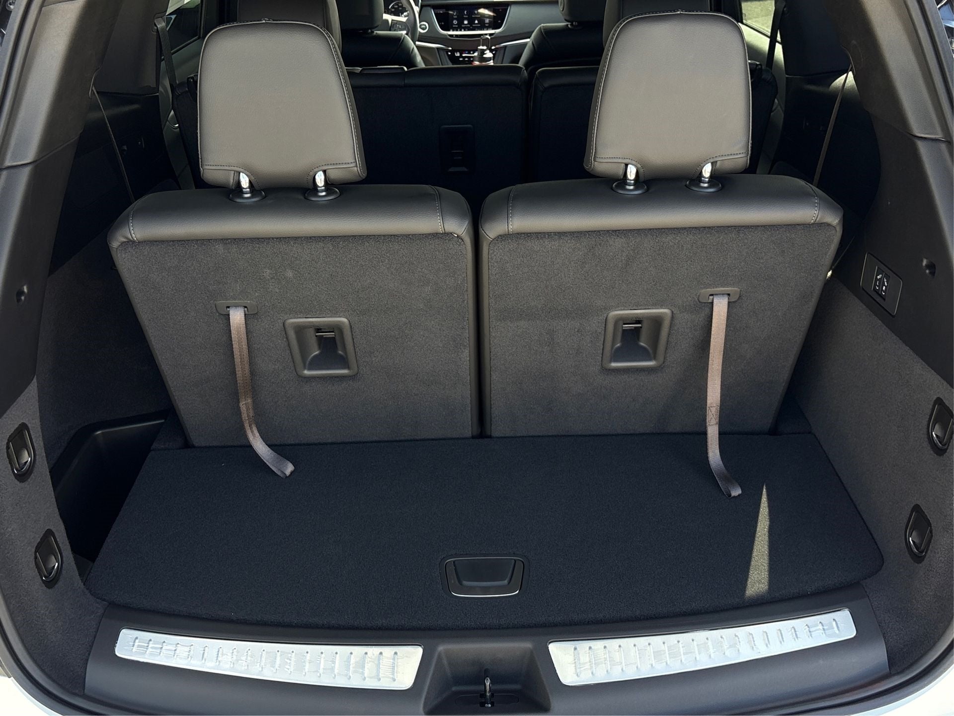 2025 Cadillac XT6 Luxury