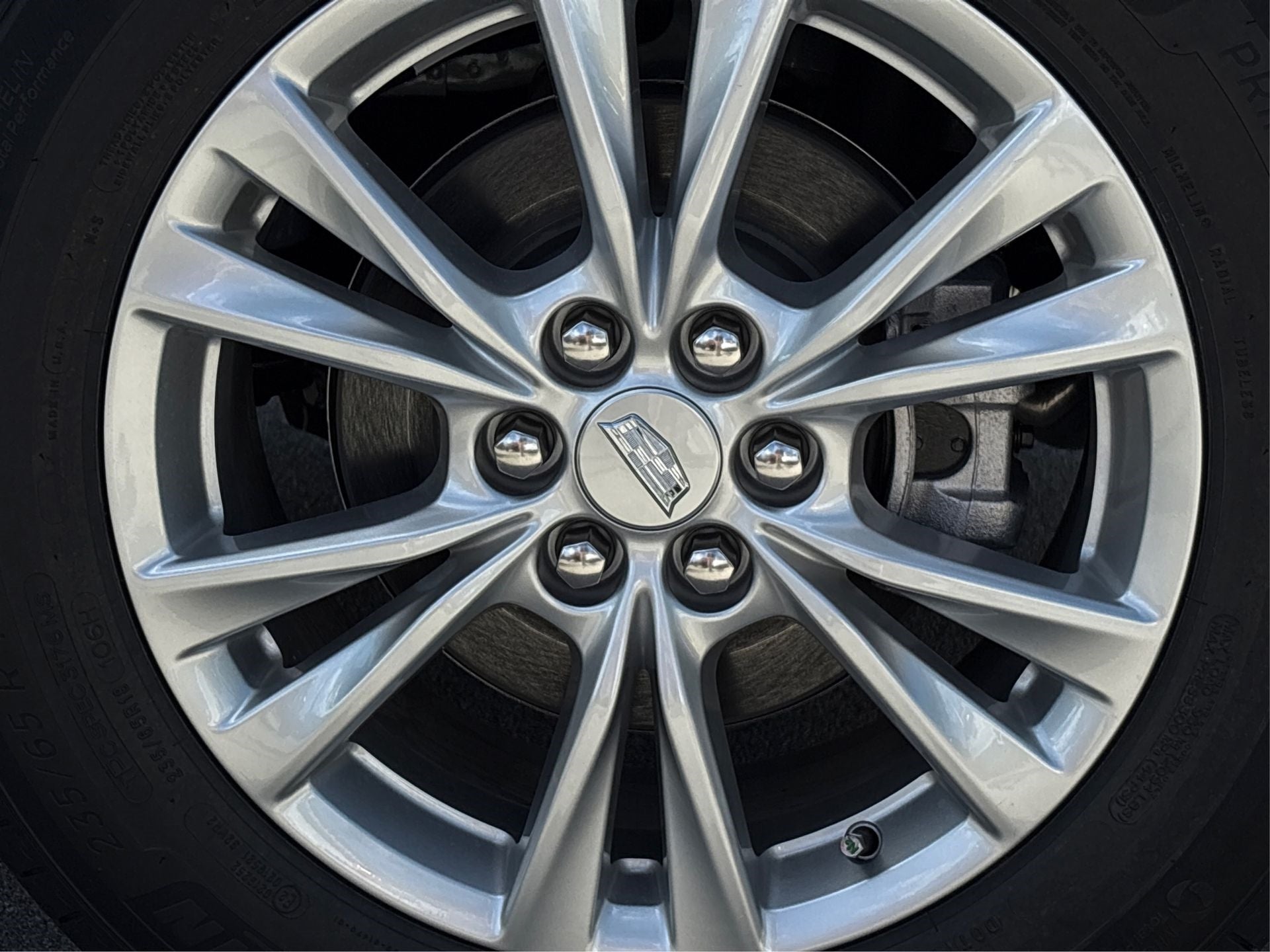 2025 Cadillac XT6 Luxury