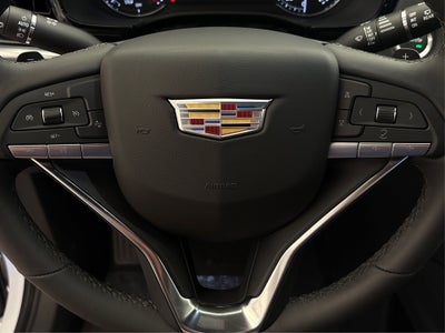 2025 Cadillac XT6 Luxury