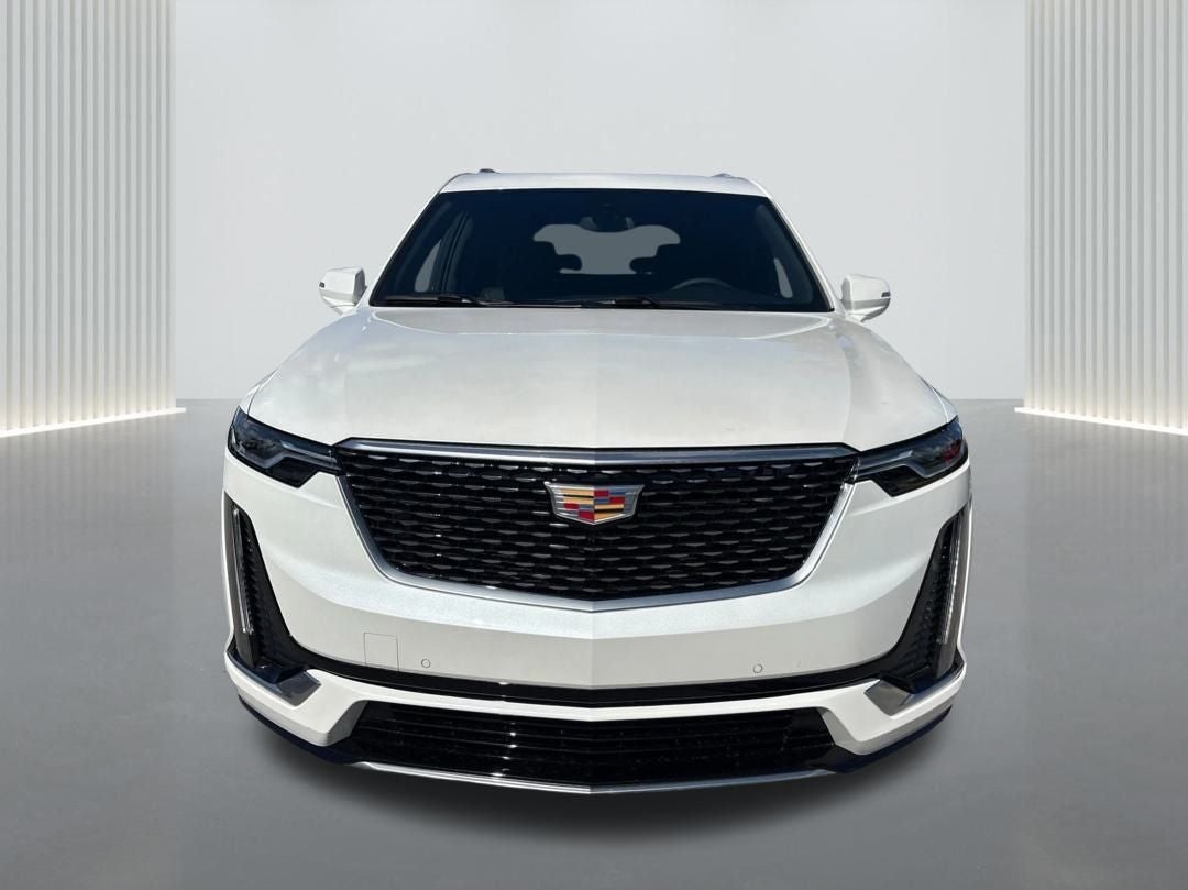 2025 Cadillac XT6 Luxury