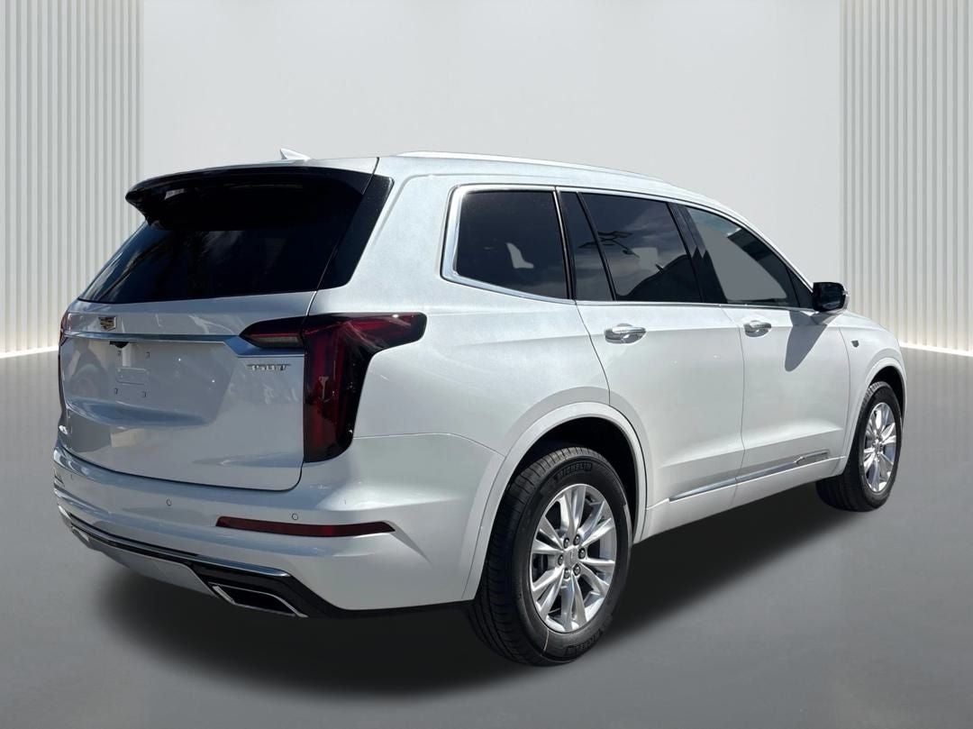 2025 Cadillac XT6 Luxury