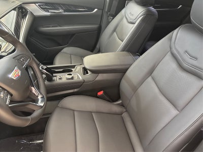 2025 Cadillac XT6 Premium Luxury