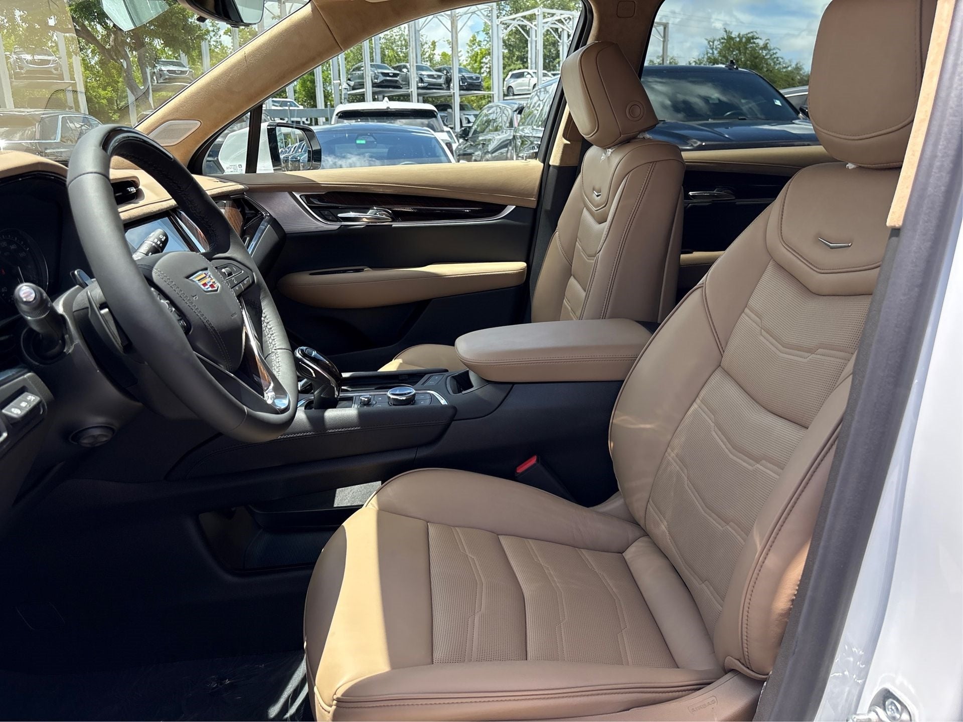 2025 Cadillac XT6 Premium Luxury