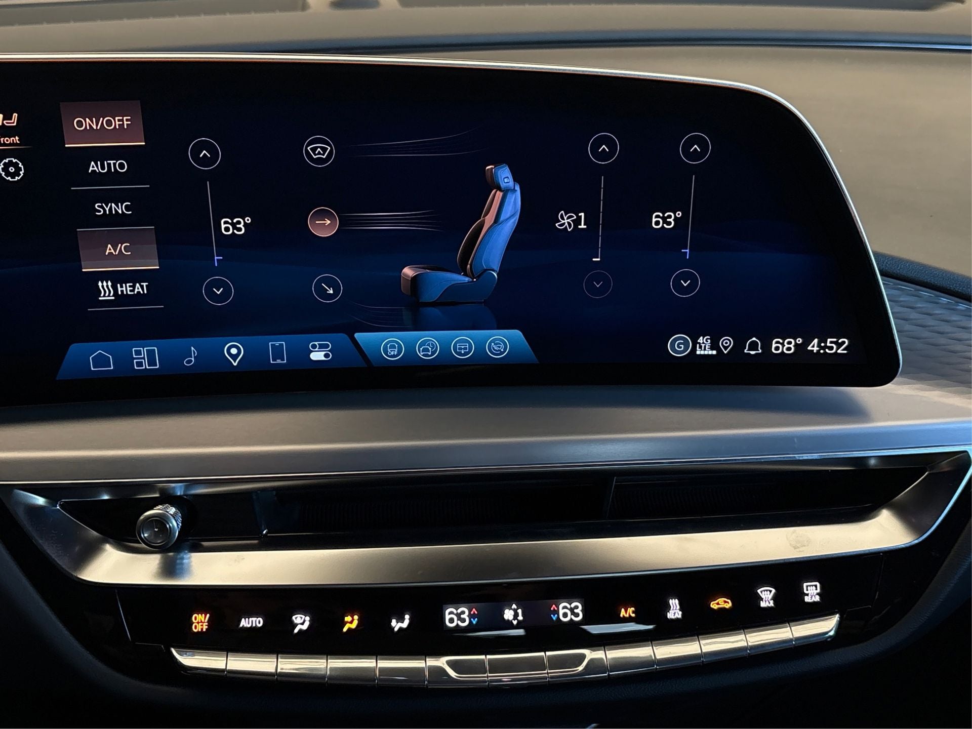 2026 Cadillac LYRIQ Sport