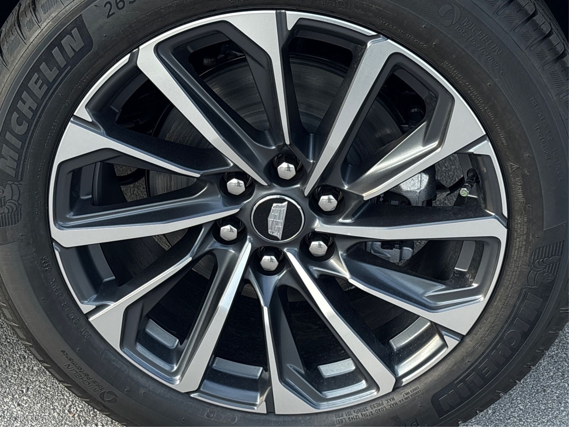 2026 Cadillac LYRIQ Sport