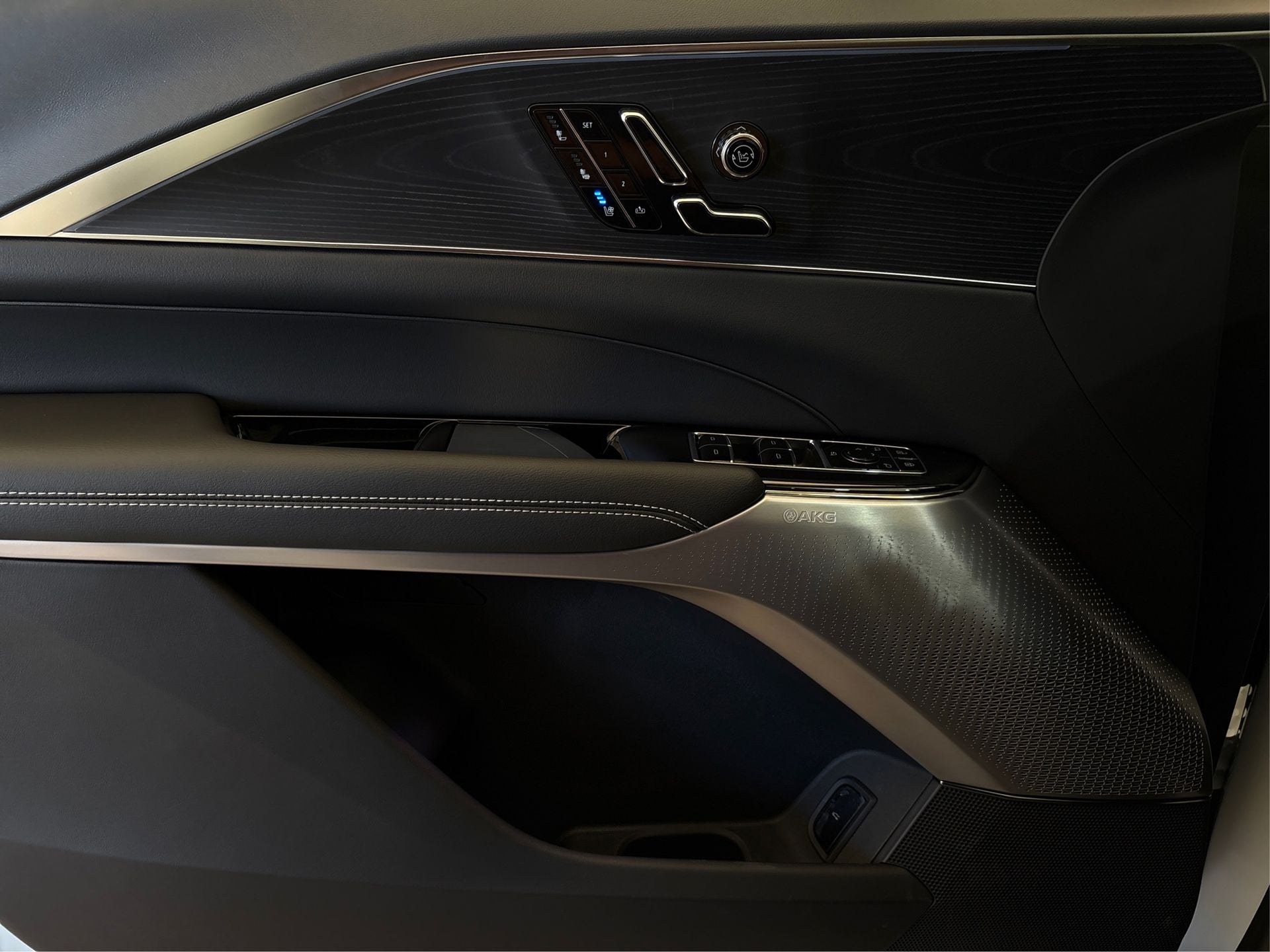 2026 Cadillac LYRIQ Premium Sport