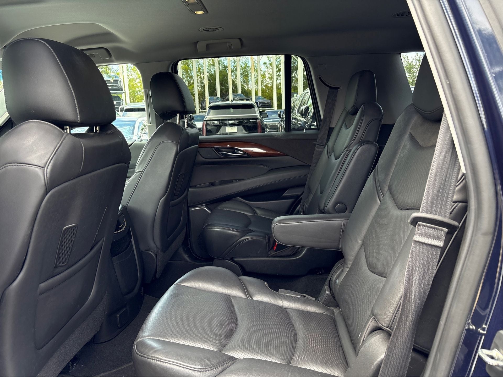 2020 Cadillac Escalade Base