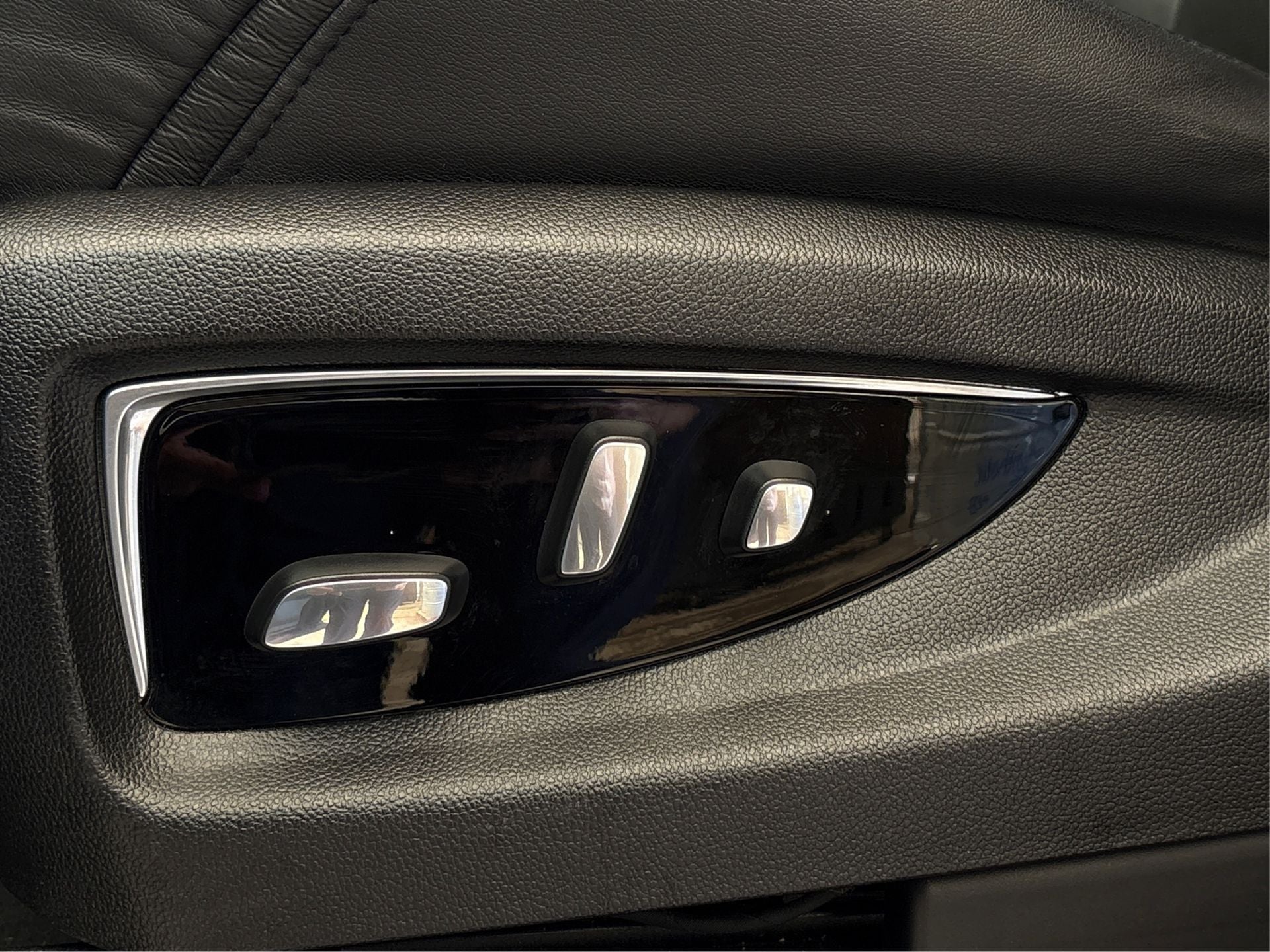 2020 Cadillac Escalade Base