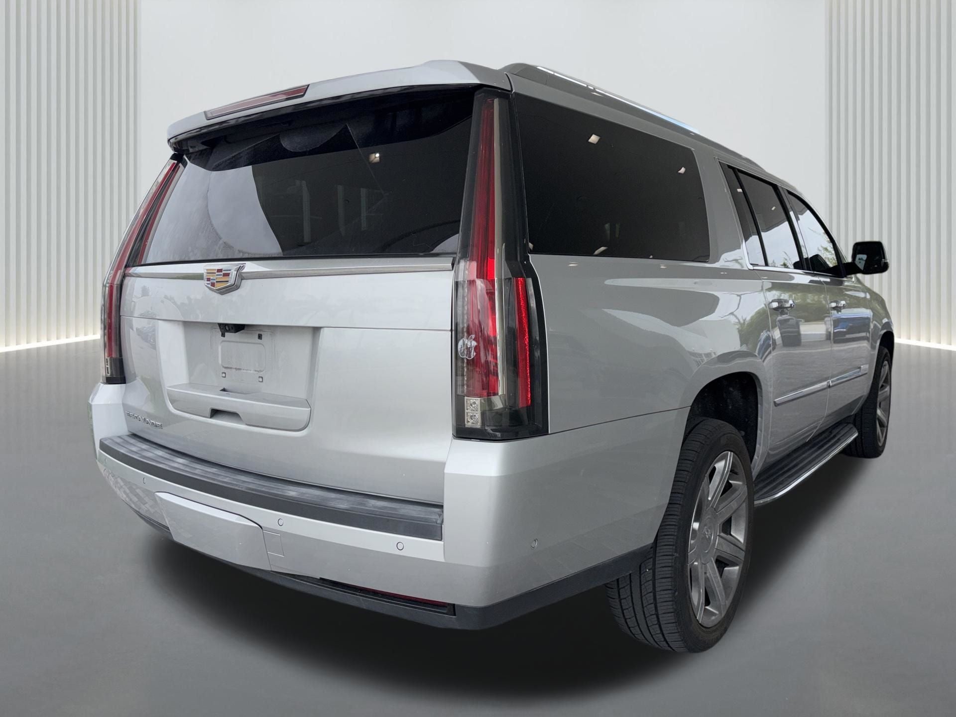 2020 Cadillac Escalade ESV Luxury