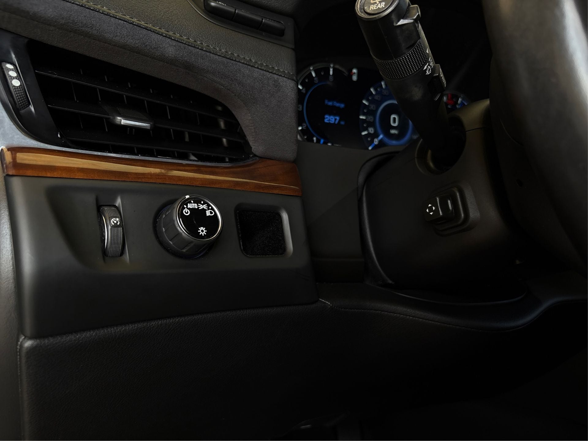 2019 Cadillac Escalade ESV Luxury