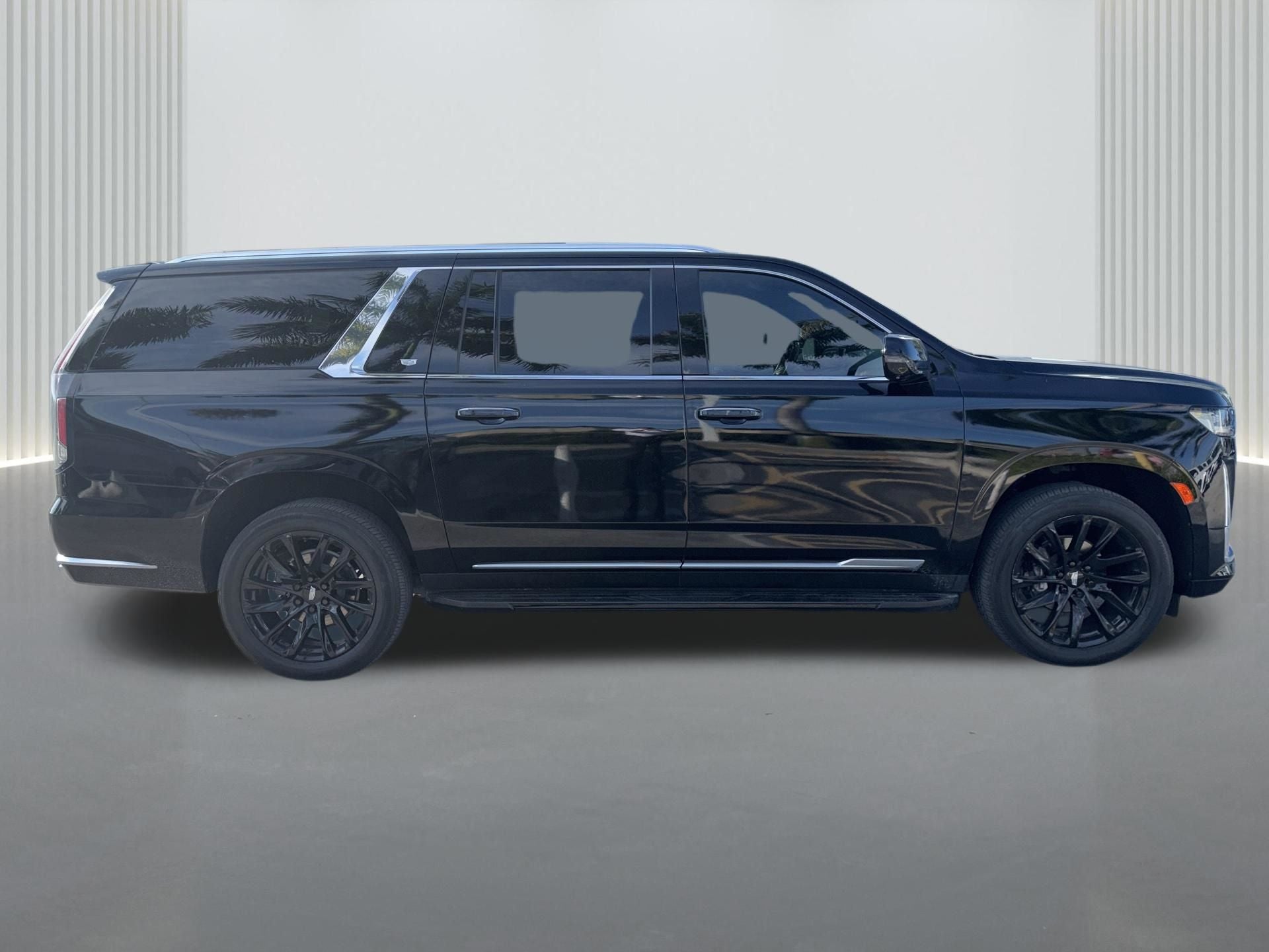 2022 Cadillac Escalade ESV Luxury