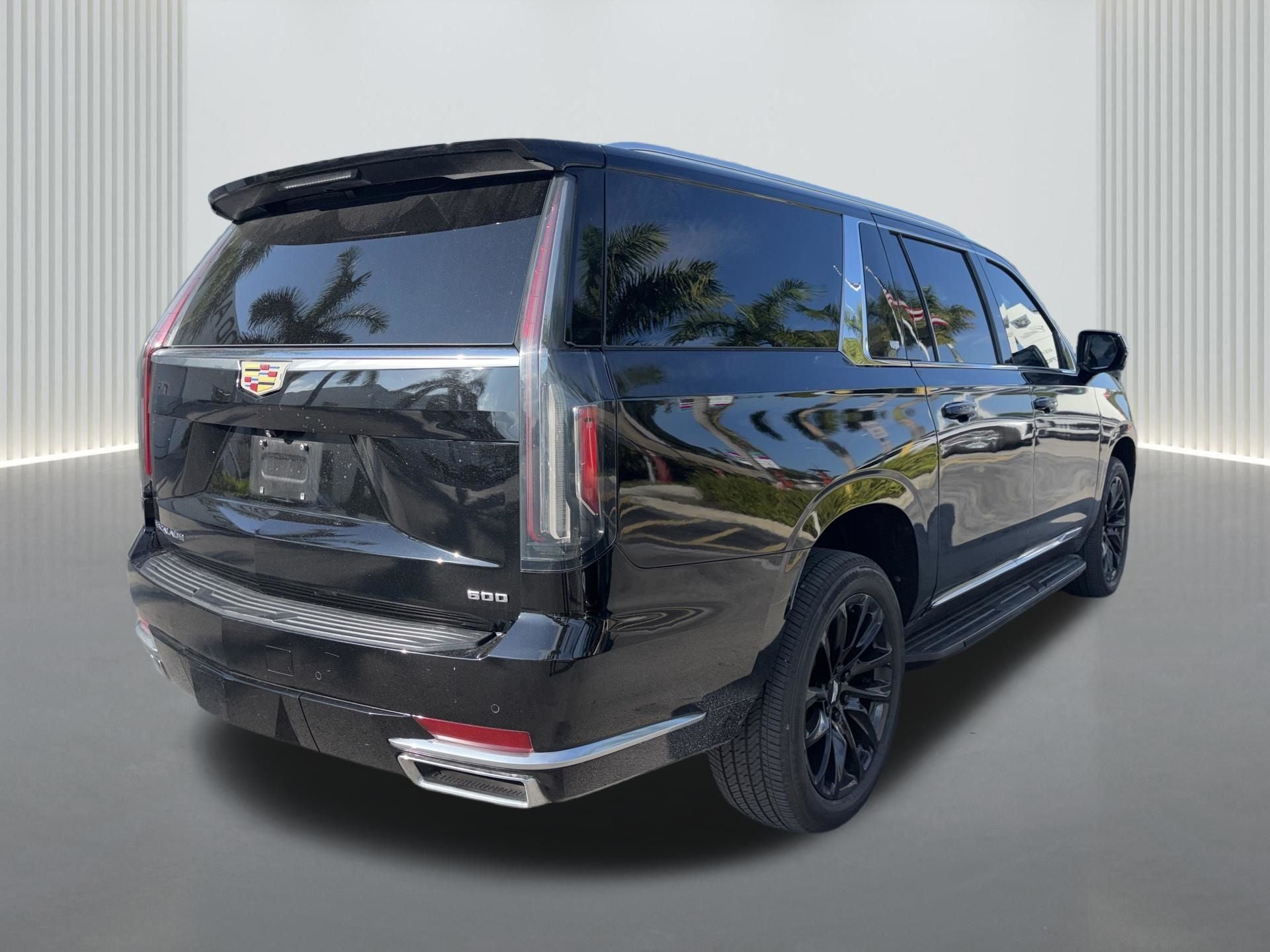 2022 Cadillac Escalade ESV Luxury