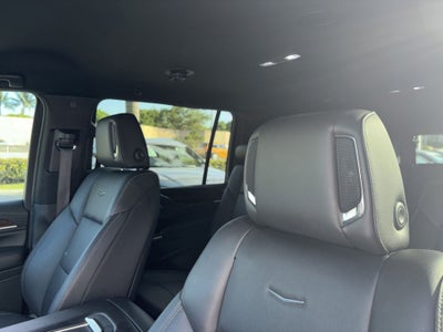 2022 Cadillac Escalade ESV Luxury