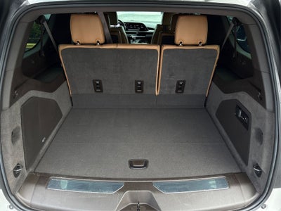 2022 Cadillac Escalade ESV Premium