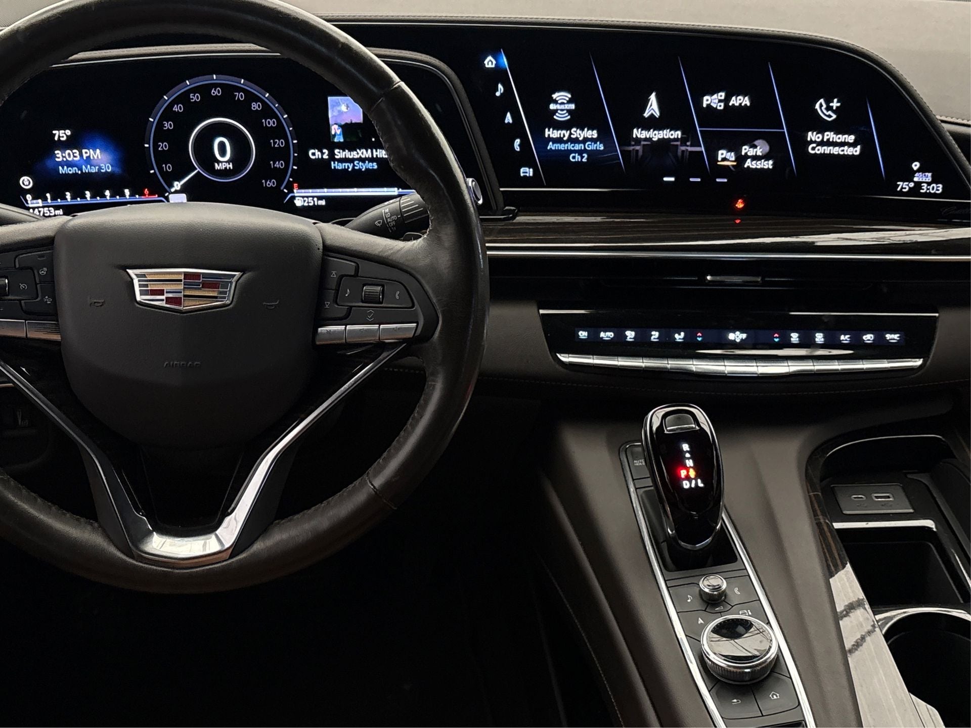 2022 Cadillac Escalade ESV Premium