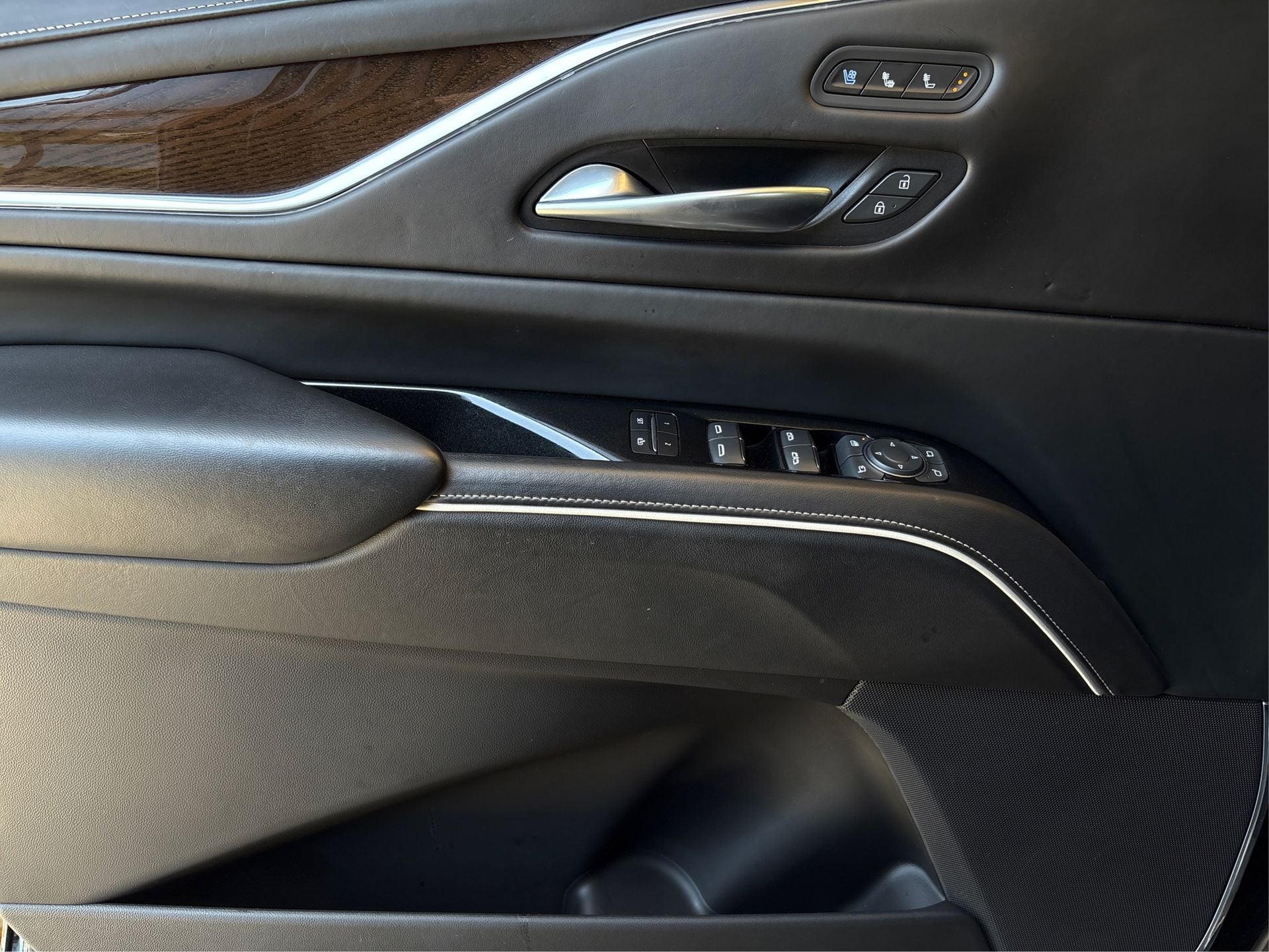 2023 Cadillac Escalade Sport Platinum