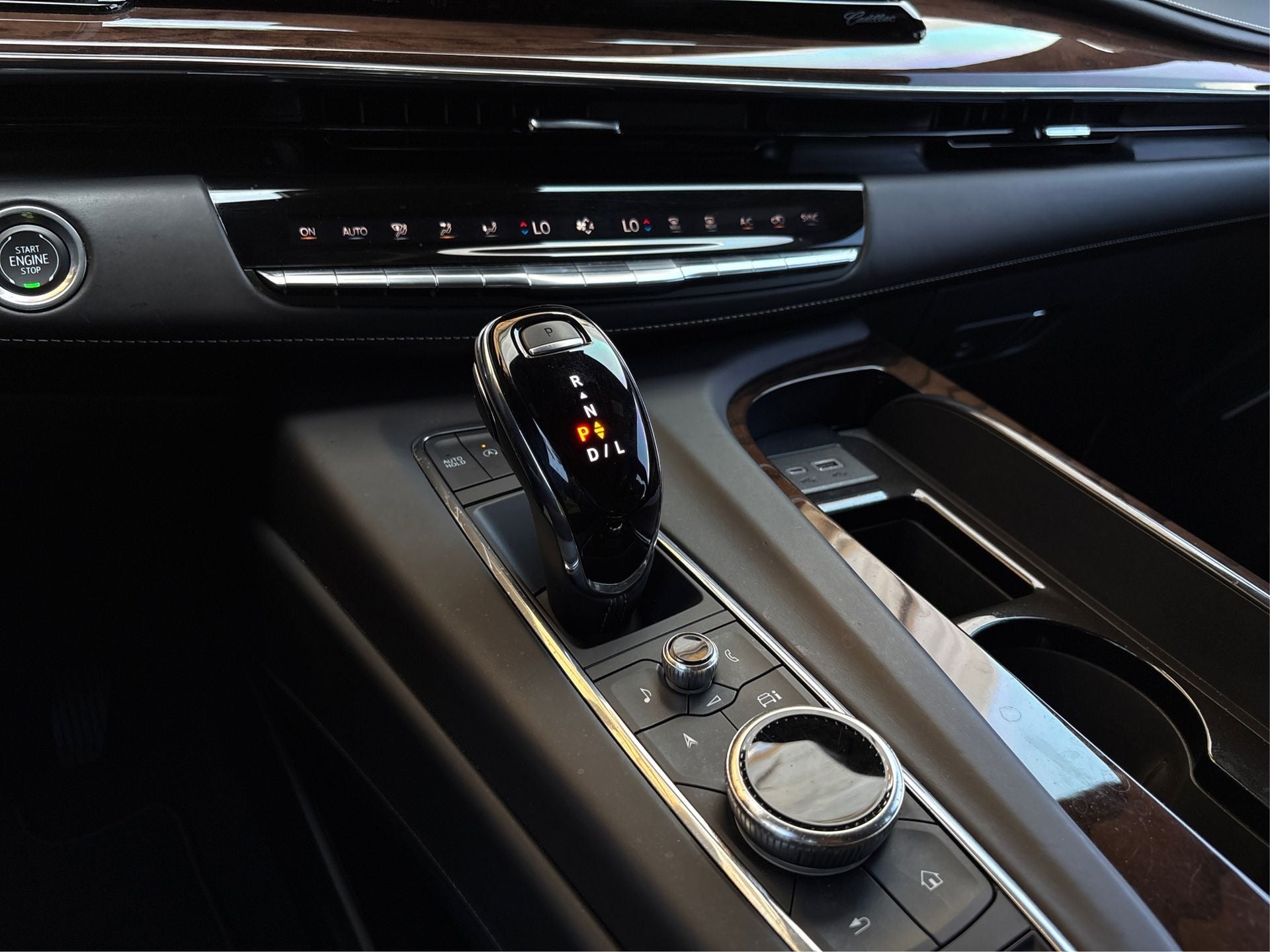 2023 Cadillac Escalade Sport Platinum