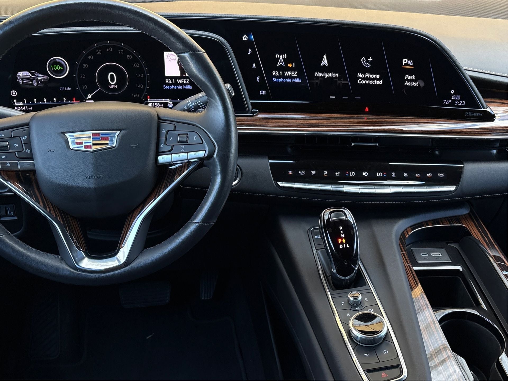 2024 Cadillac Escalade ESV Luxury