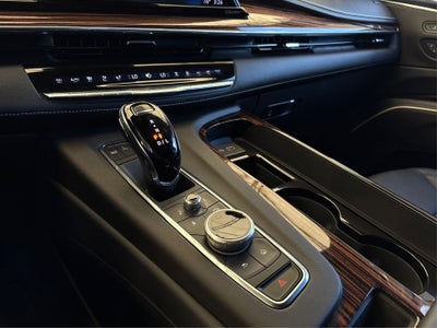 2024 Cadillac Escalade ESV Luxury