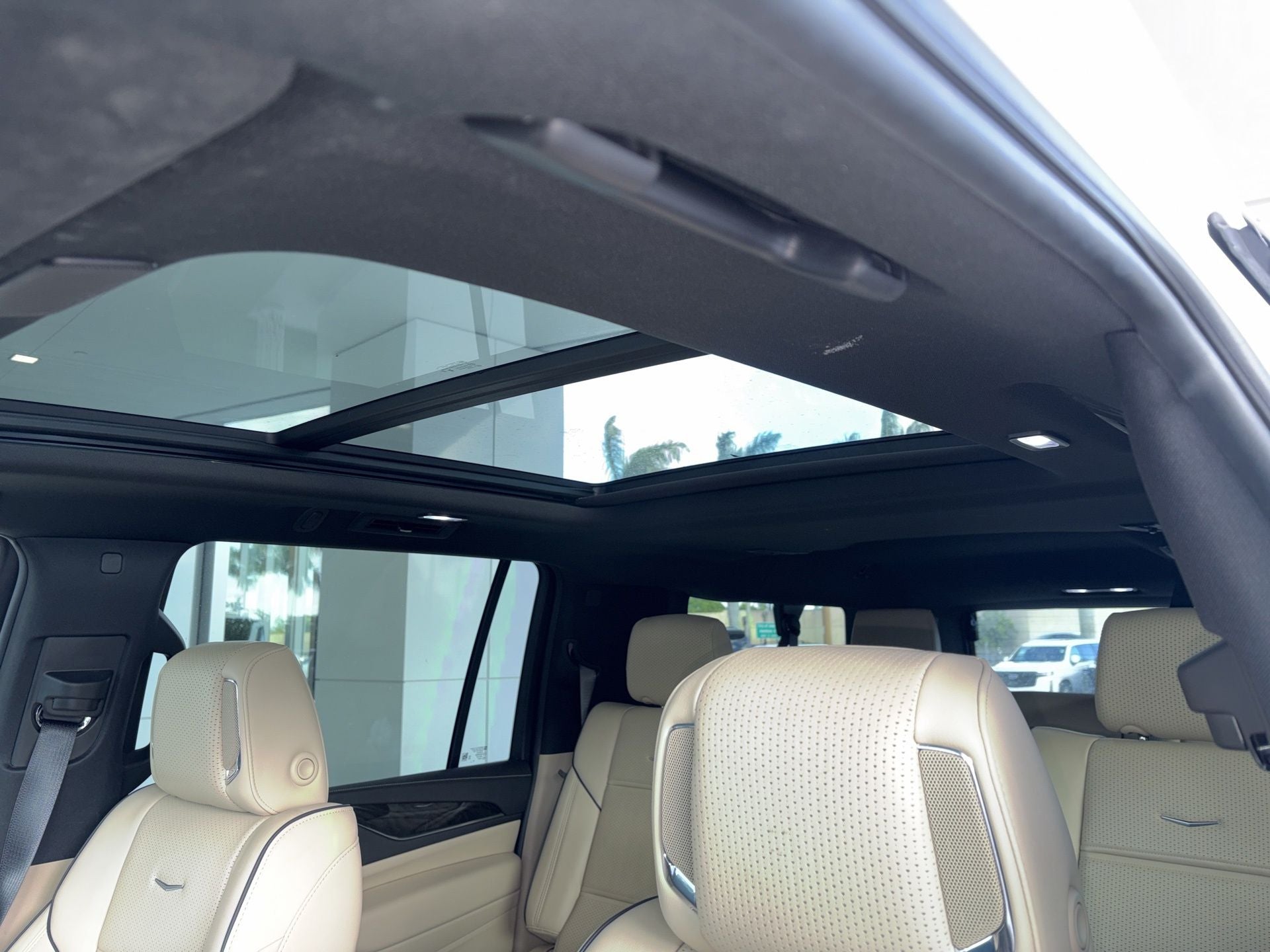 2024 Cadillac Escalade ESV Premium