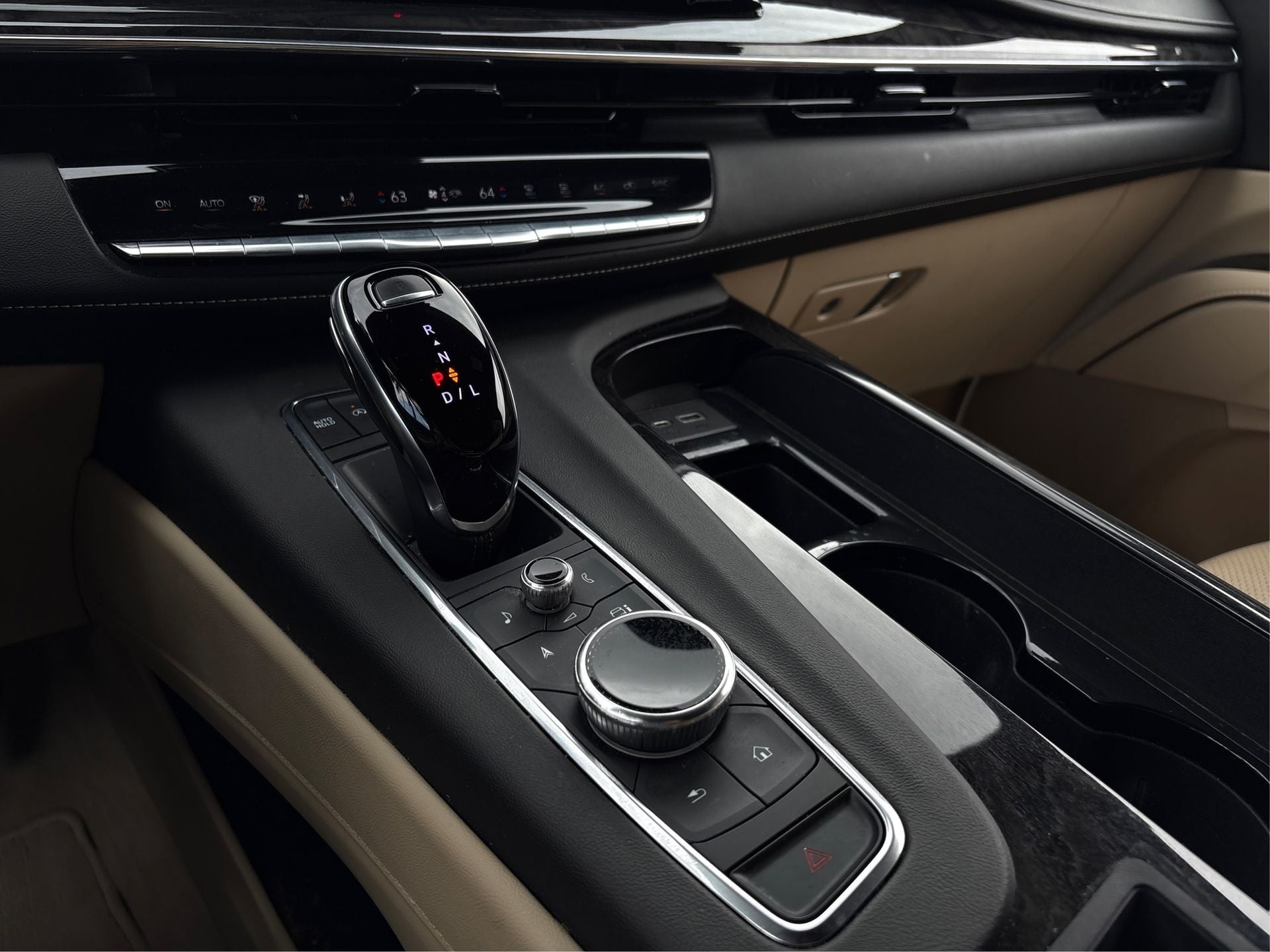 2021 Cadillac Escalade ESV Premium