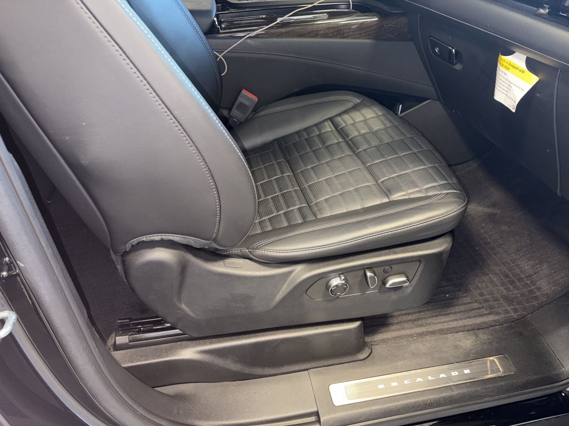 2023 Cadillac Escalade ESV Sport Platinum