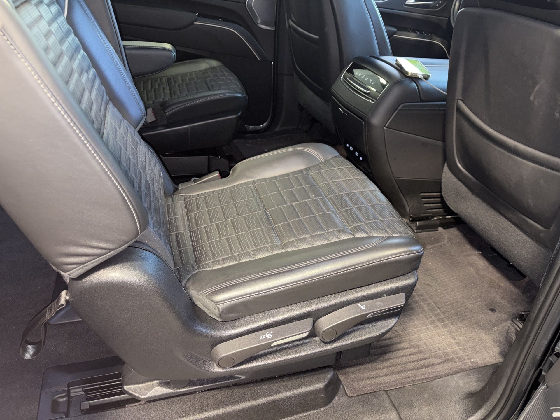 2023 Cadillac Escalade ESV Sport Platinum