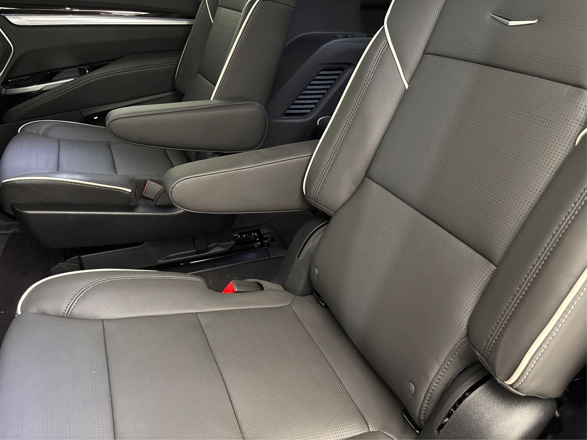 2025 Cadillac Escalade Premium Luxury