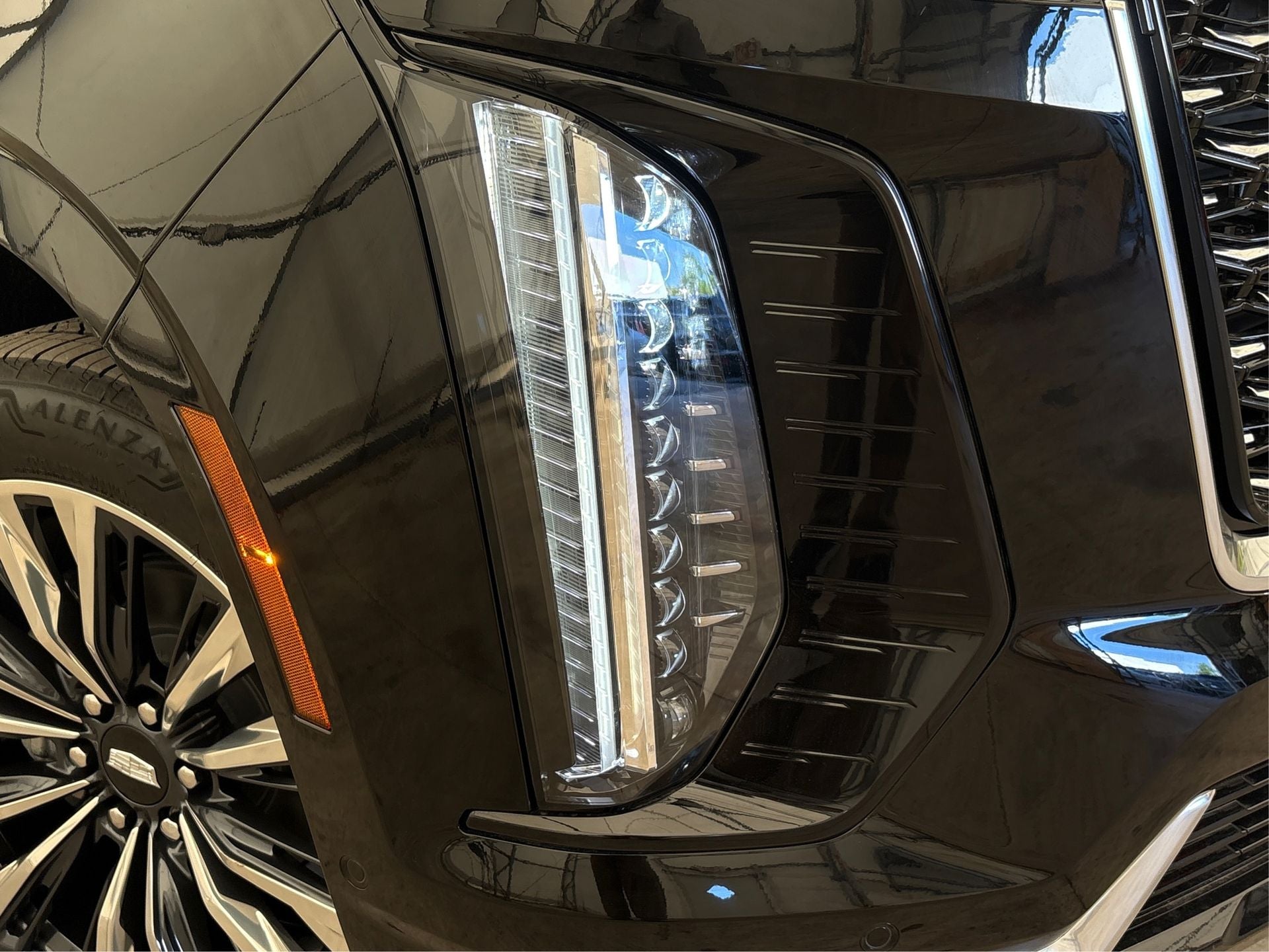 2025 Cadillac Escalade Premium Luxury