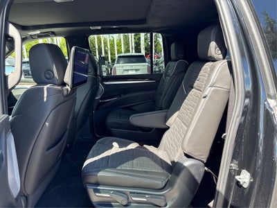 2025 Cadillac Escalade ESV Sport Platinum