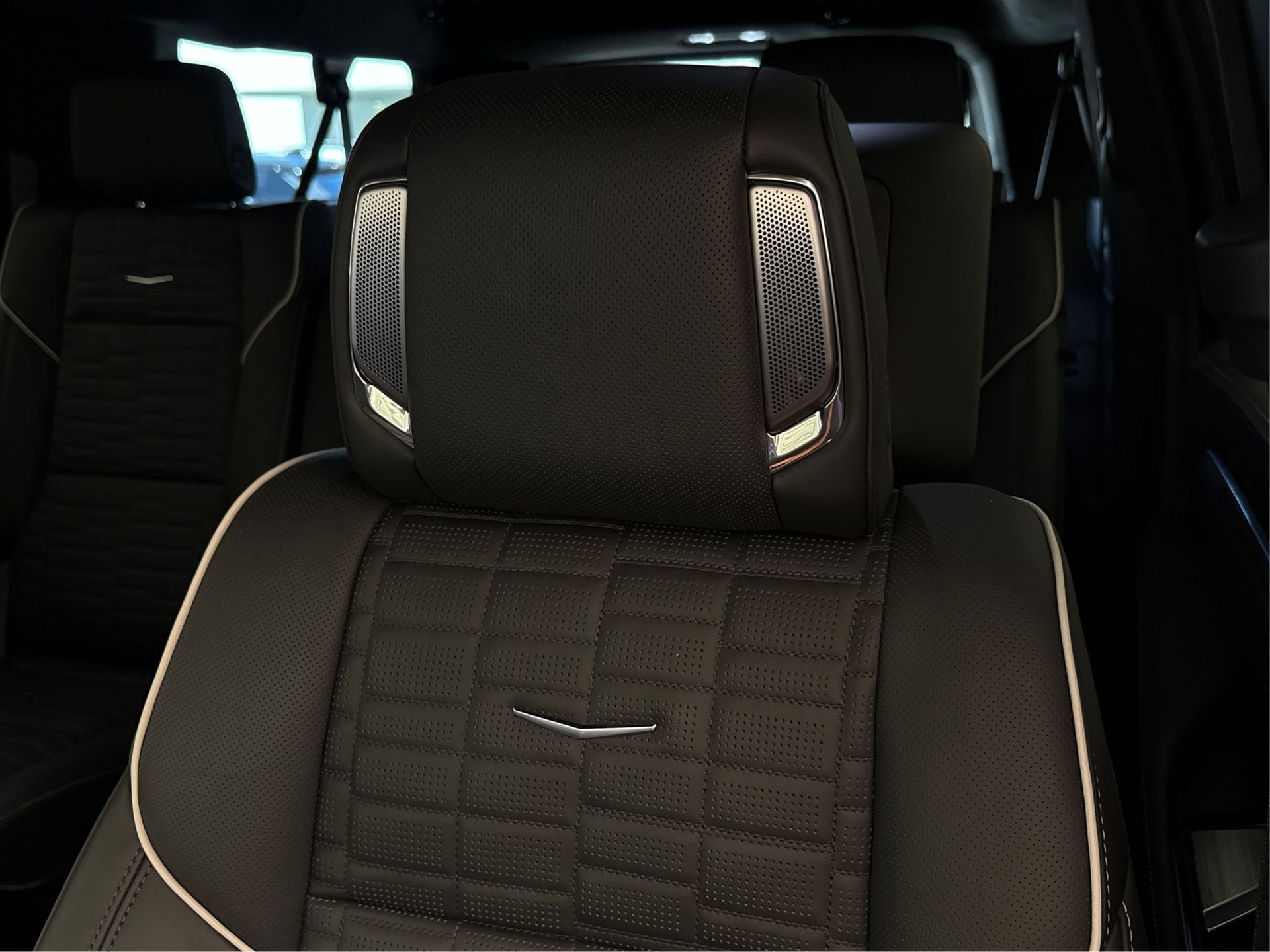 2025 Cadillac Escalade ESV Sport Platinum