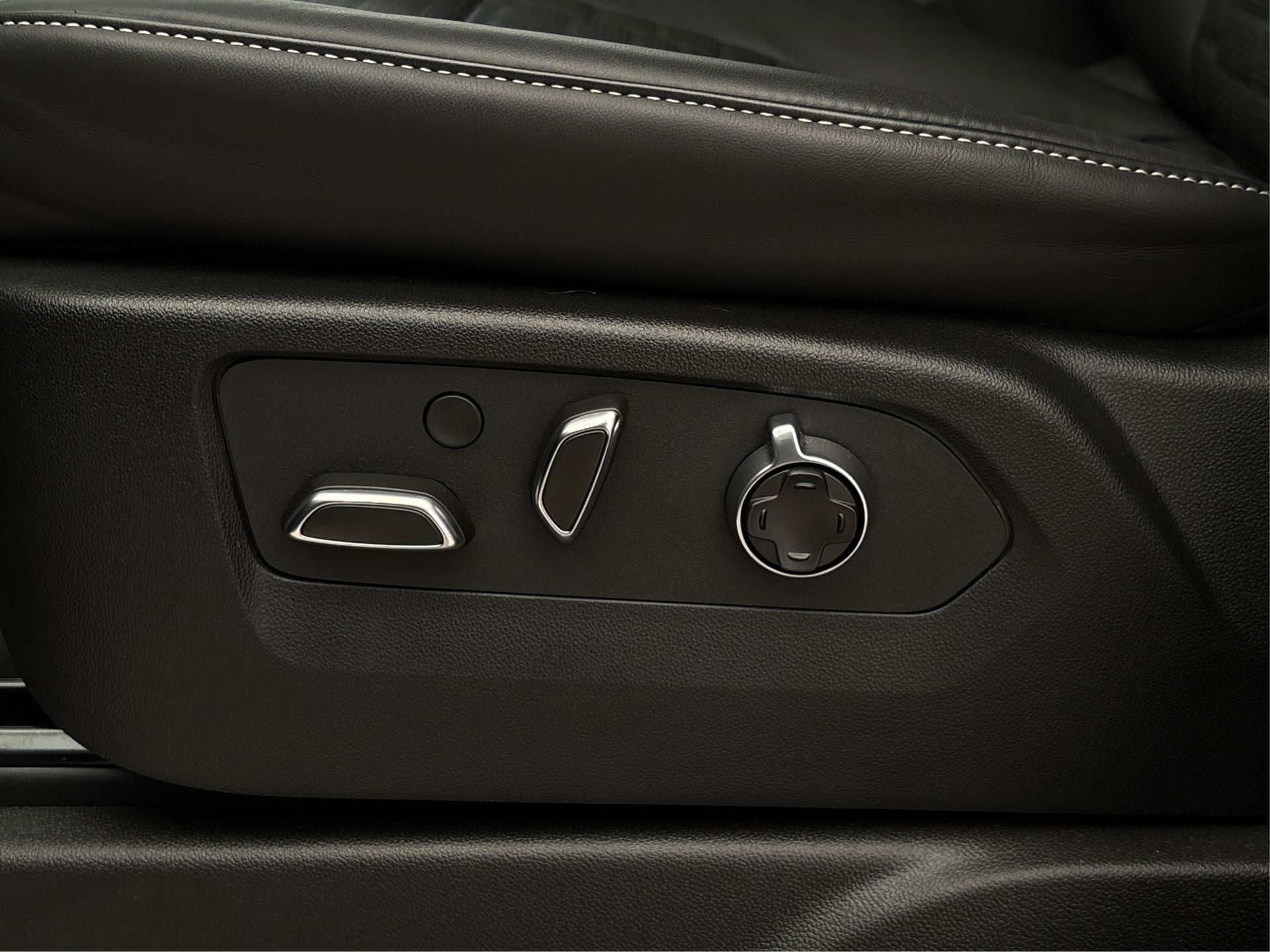 2025 Cadillac Escalade ESV Sport Platinum