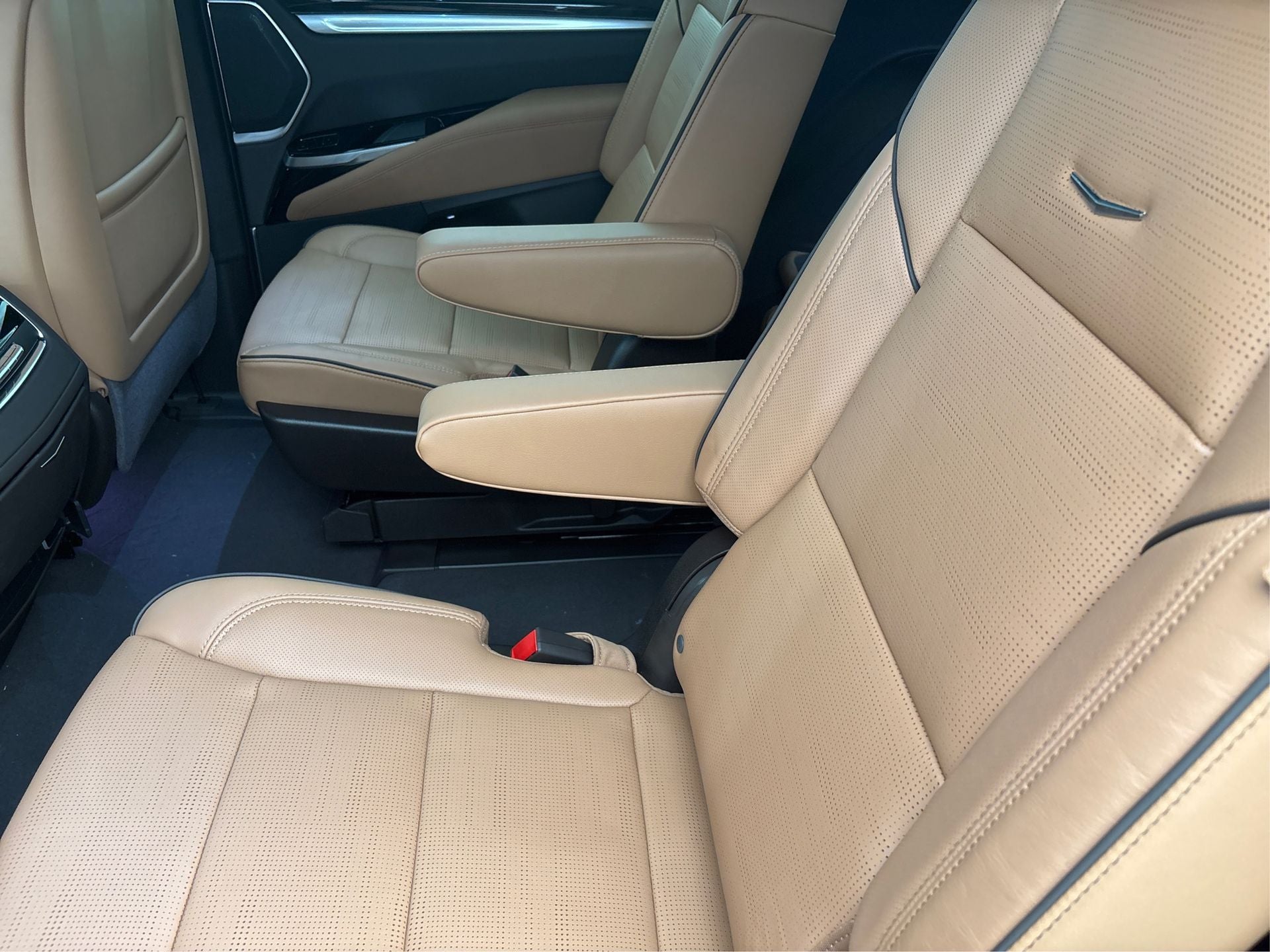 2025 Cadillac Escalade Premium Luxury