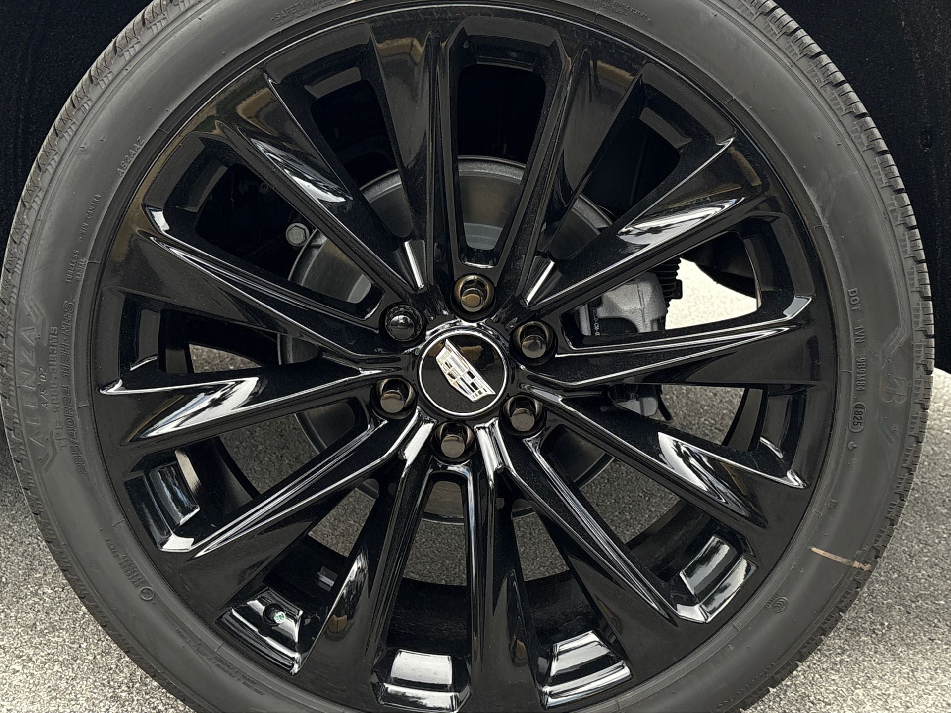 2025 Cadillac Escalade Sport Platinum